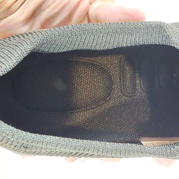 HKR Black Knitted Slip-On Sneakers with Ribbed Texture Size 9 - Picture 5 of 17